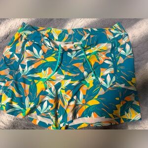 Columbia tidal 2 women shorts 🩳🌺